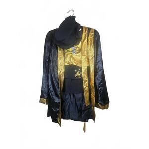 Dreamgirl Women's World Champion Costume, Black/Gold, Small